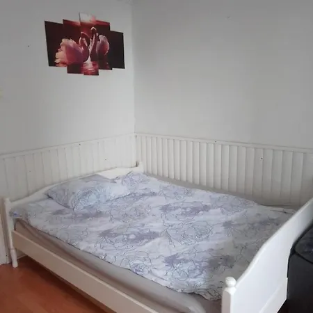 _ Apartament *